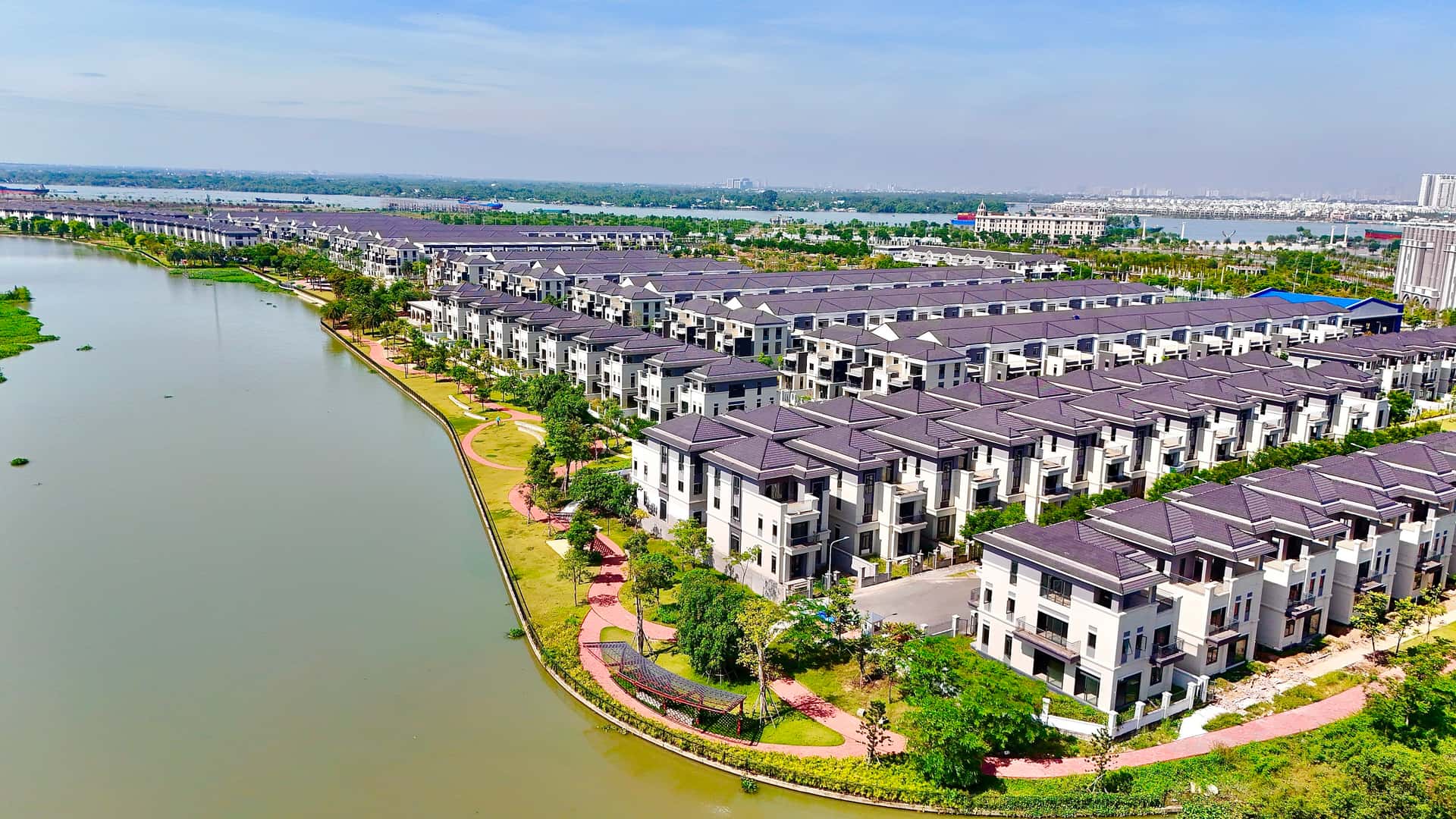 Aqua City